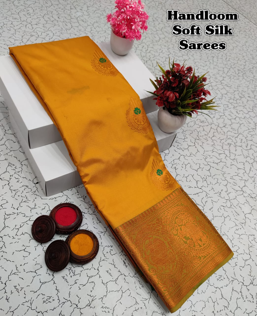 Shop premium Kanchipuram Handloom Soft Silk Saree with copper zari border, rich meena pallu & contrast blouse. Elegant saree for weddings & festivals.